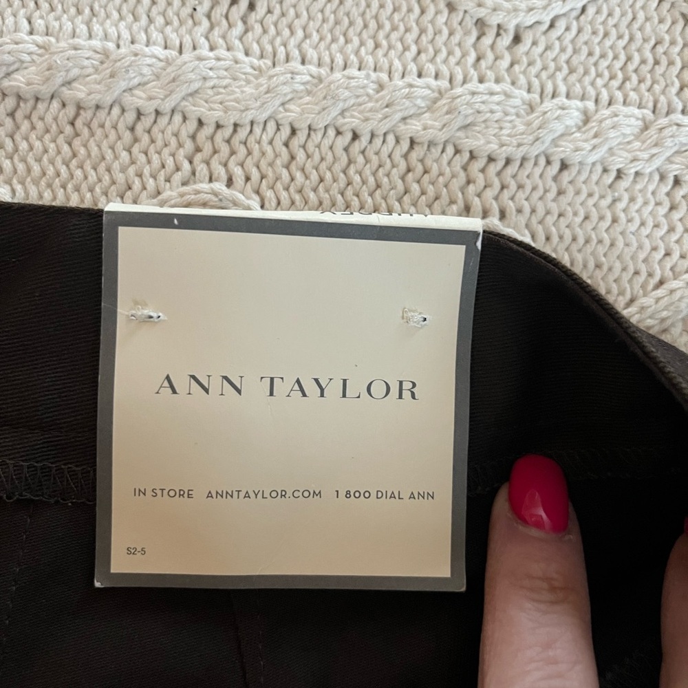 Ann Taylor NEW Dark Brown Dress Shorts Women’s Size 8 - Picture 9 of 12